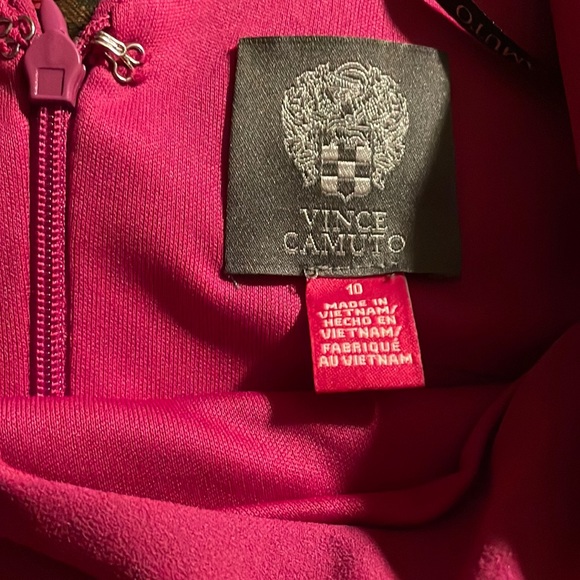 VINCE CAMUTO Asymmetric Hem Scuba Crepe
Dress - Picture 7 of 13